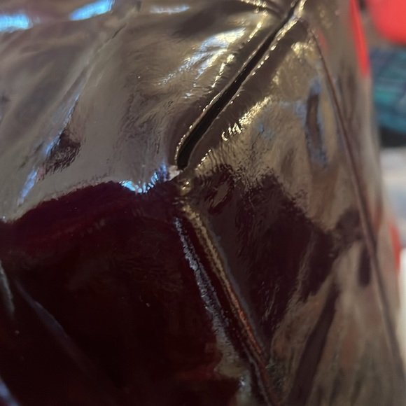 Dooney and bourke patent leather purple purse - Picture 7 of 15